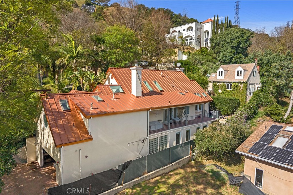 2127 Kress Street