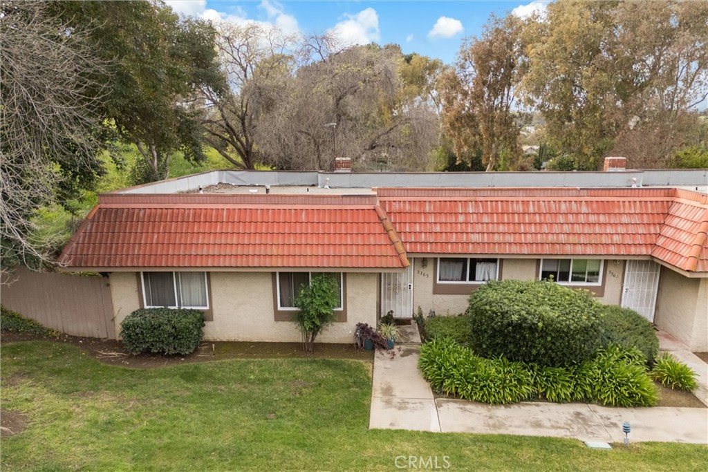 3365 Orange Grove Avenue