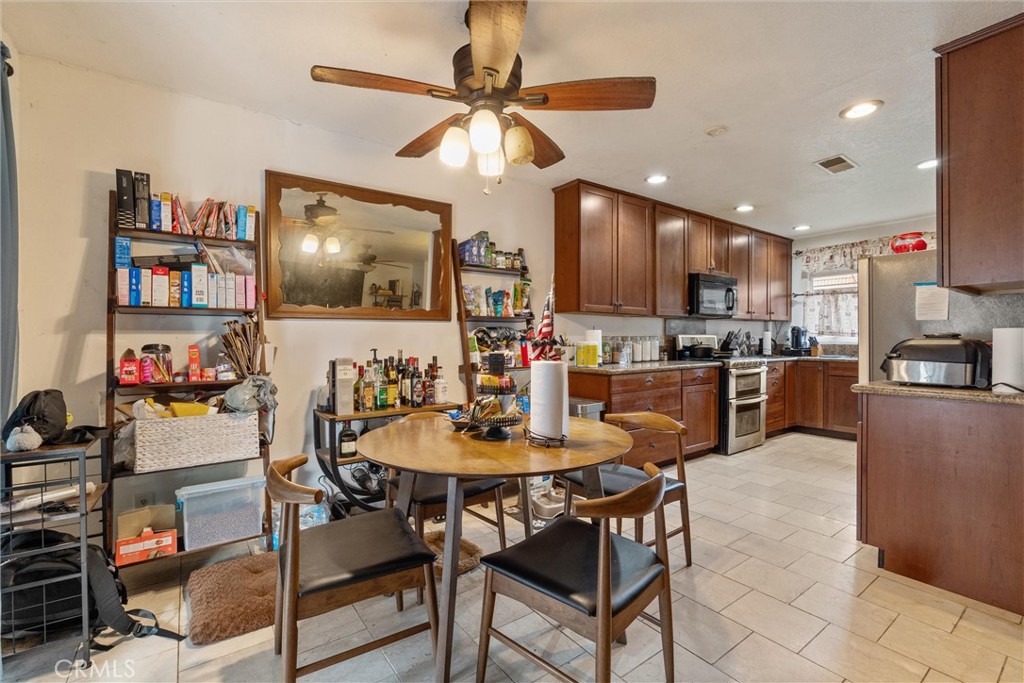 3365 Orange Grove Avenue