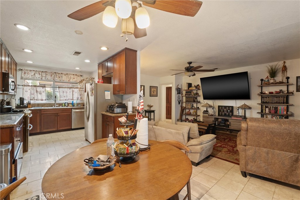 3365 Orange Grove Avenue