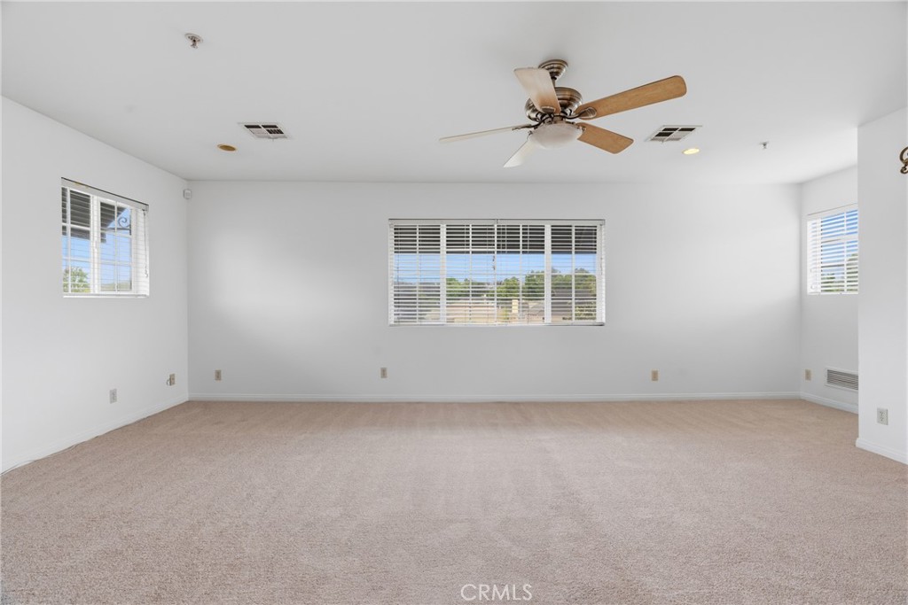 1820 Edgewood Drive