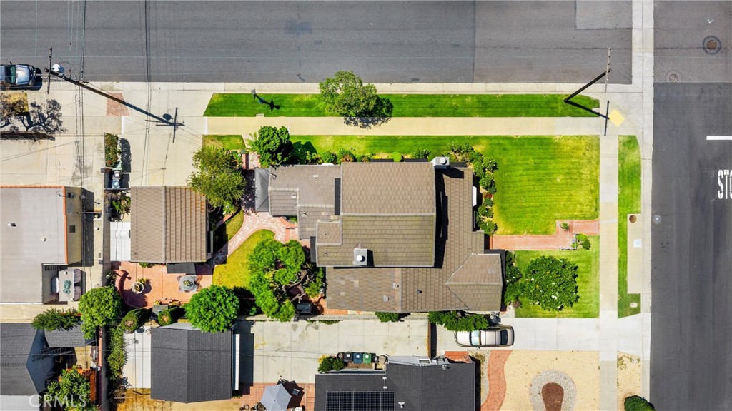 1820 Edgewood Drive