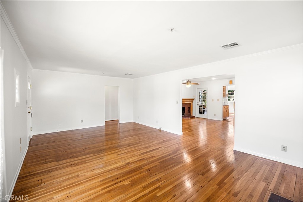 1820 Edgewood Drive