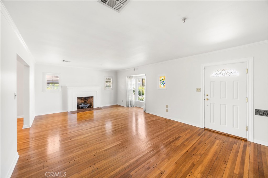1820 Edgewood Drive