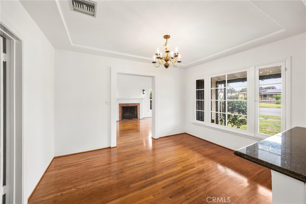 E Chestnut Avenue