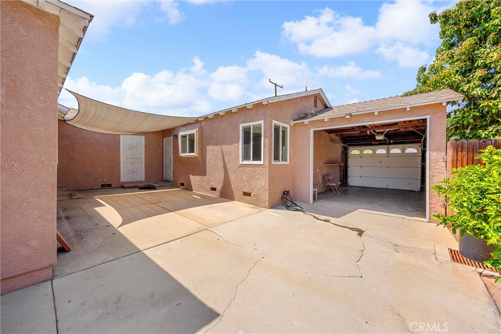 8432 Norwood Place