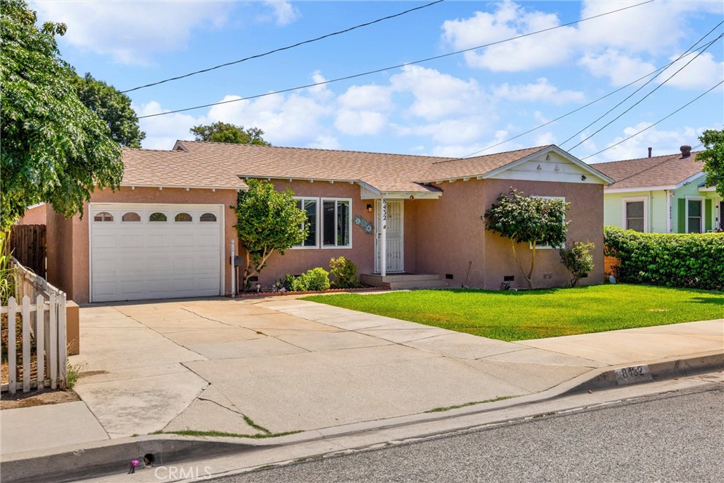 8432 Norwood Place
