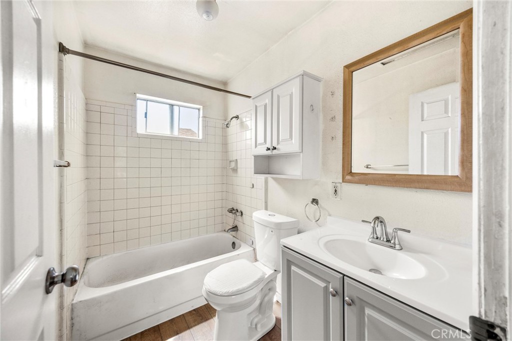 8432 Norwood Place