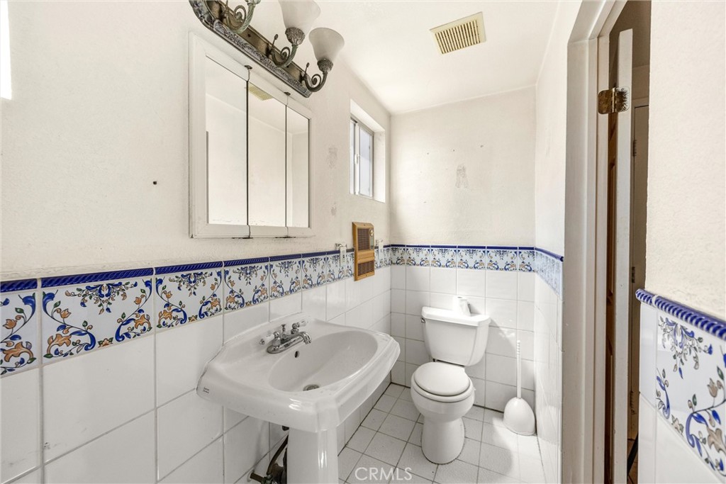 8432 Norwood Place