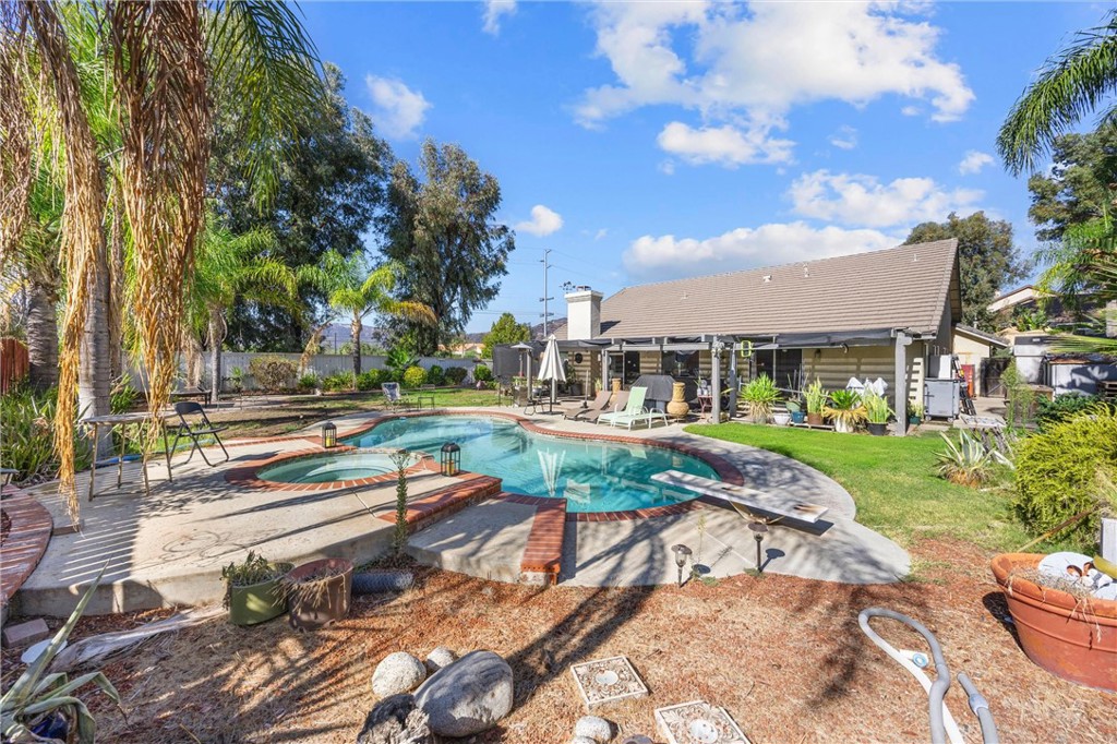 32398 Harwood Lane