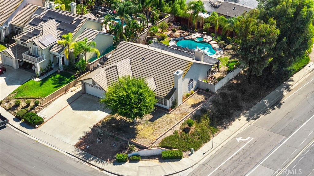 32398 Harwood Lane