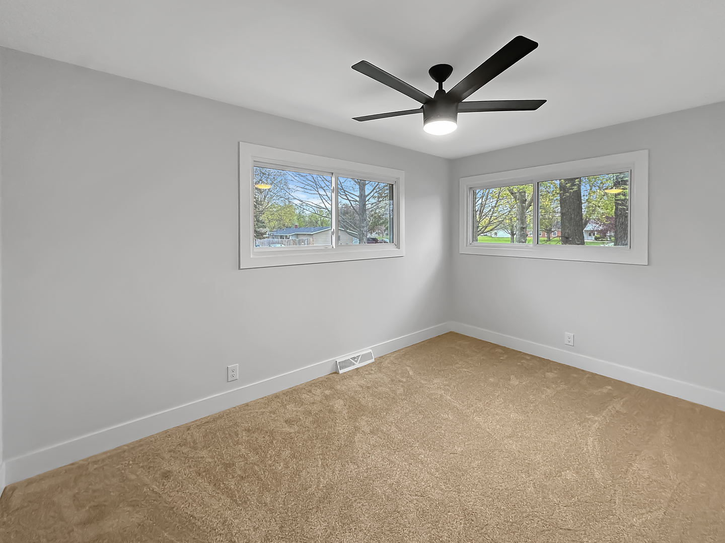 32 Scarsdale Road