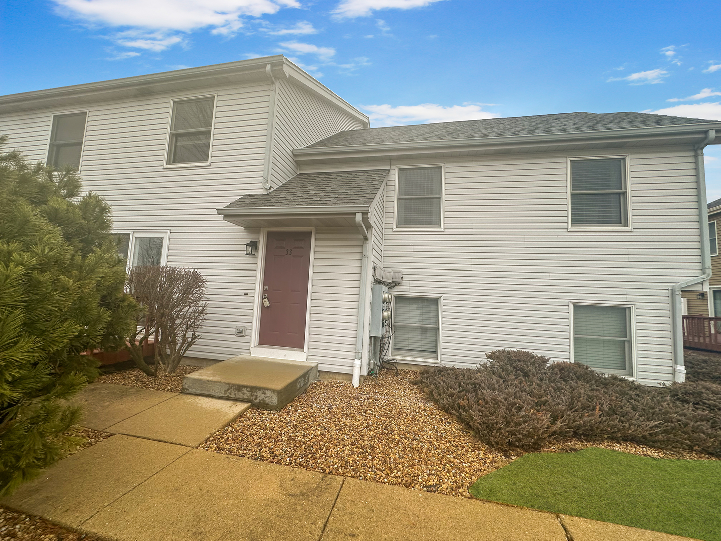 33 Spuhler Street Unit: 33