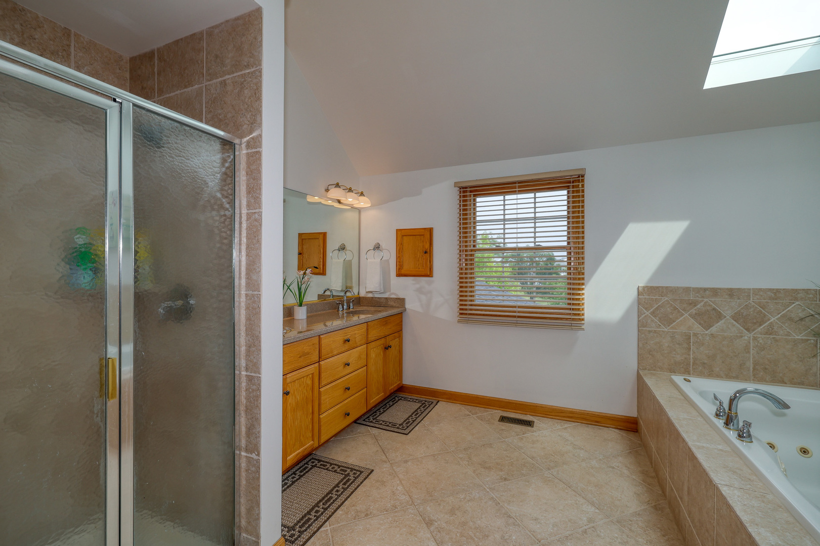 1272 Coyote Court