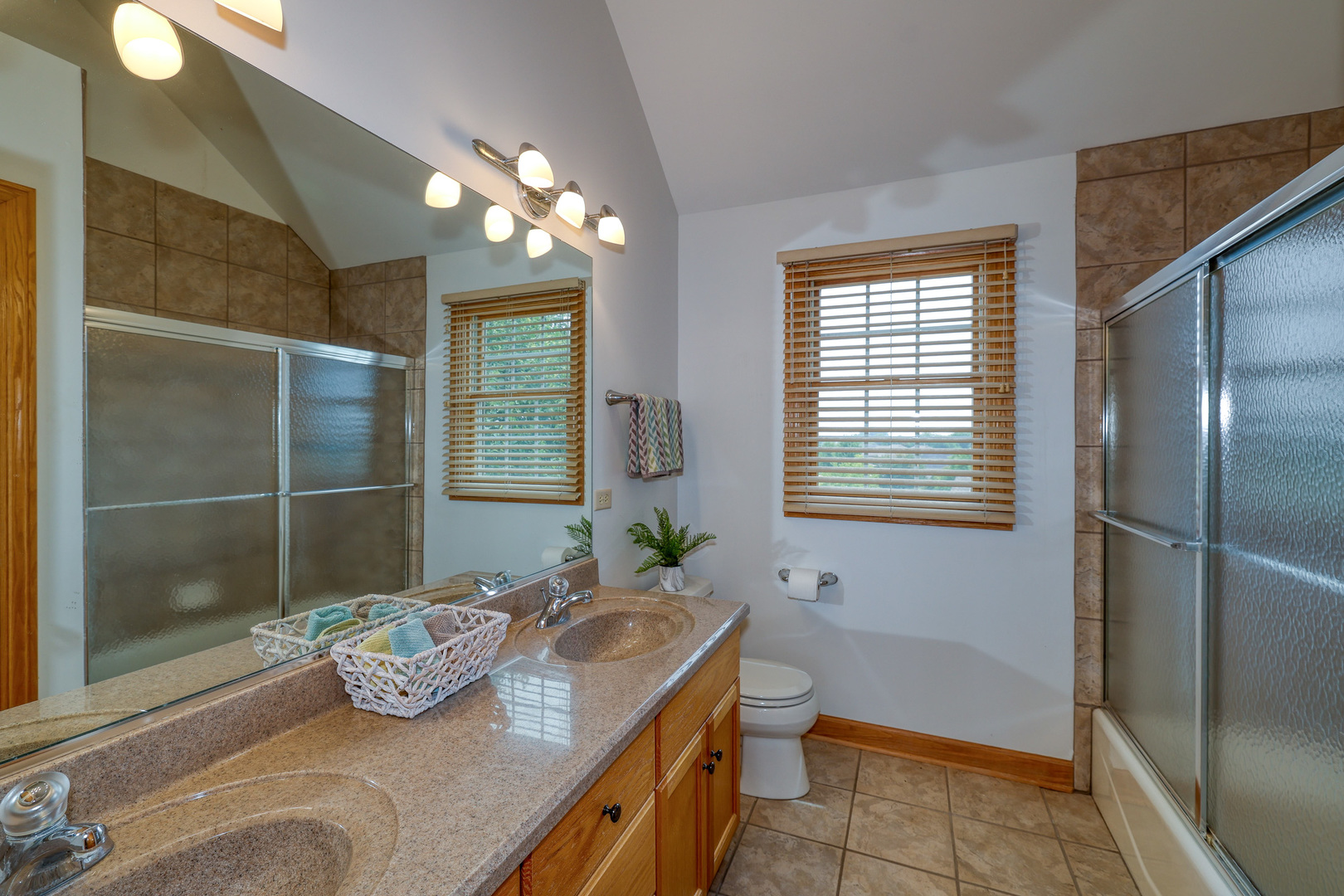 1272 Coyote Court