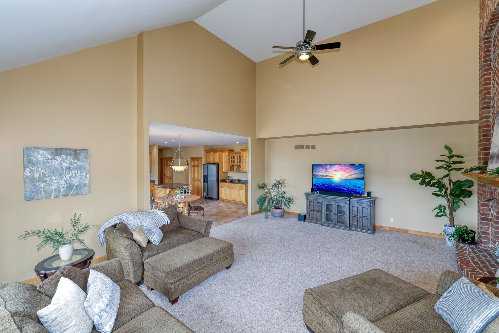 1272 Coyote Court
