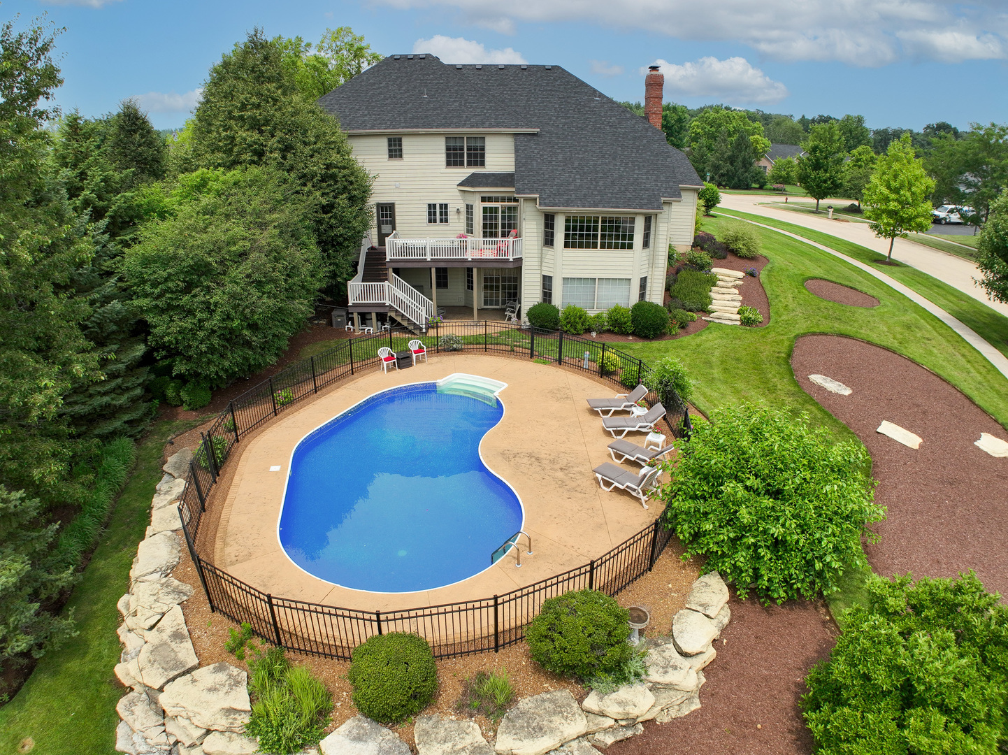 1272 Coyote Court
