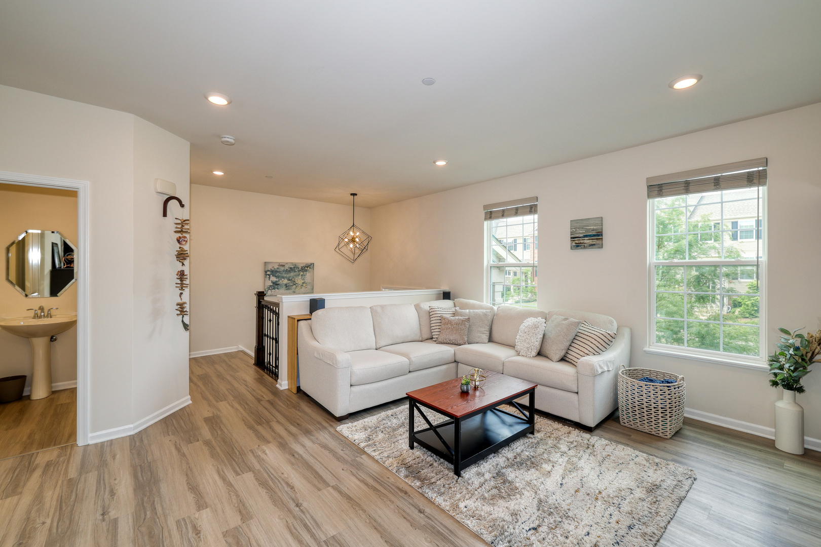 1675 Sager Way