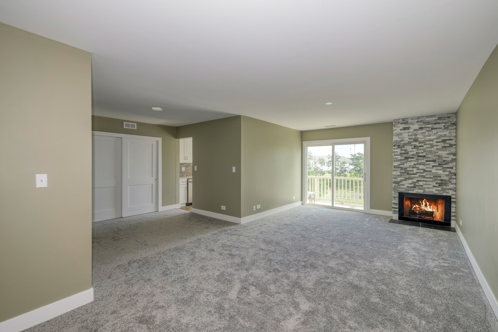 362 Springlake Lane Unit: C