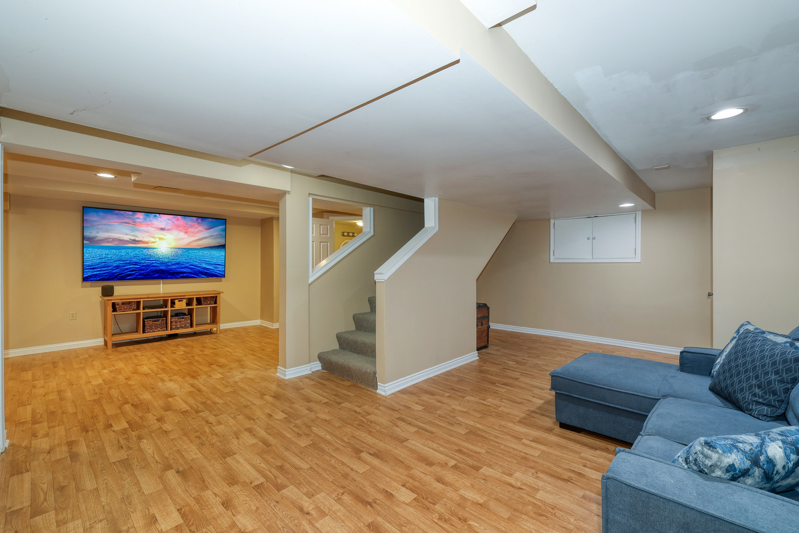 6S503 Bridlespur Drive