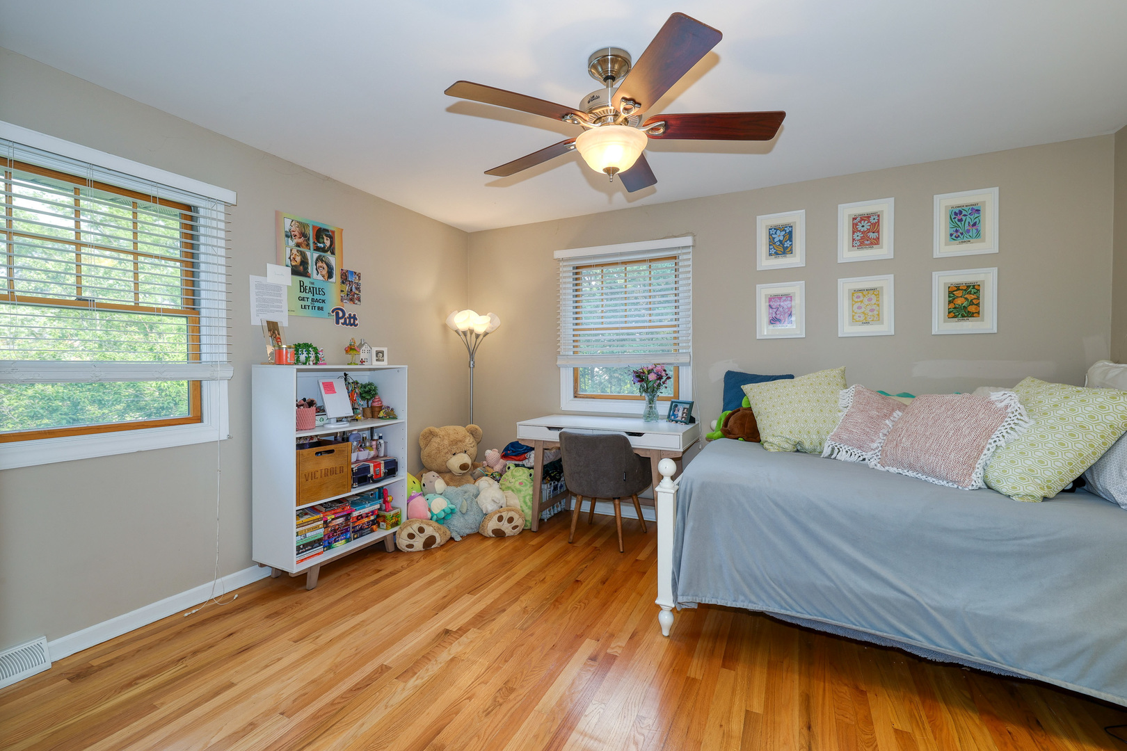 6S503 Bridlespur Drive