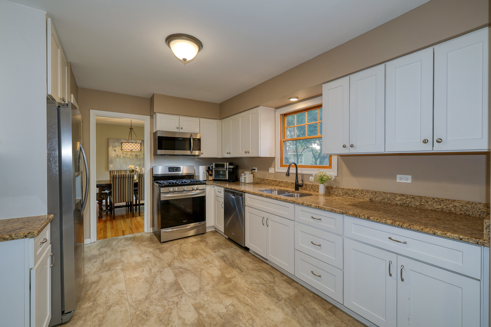 6S503 Bridlespur Drive