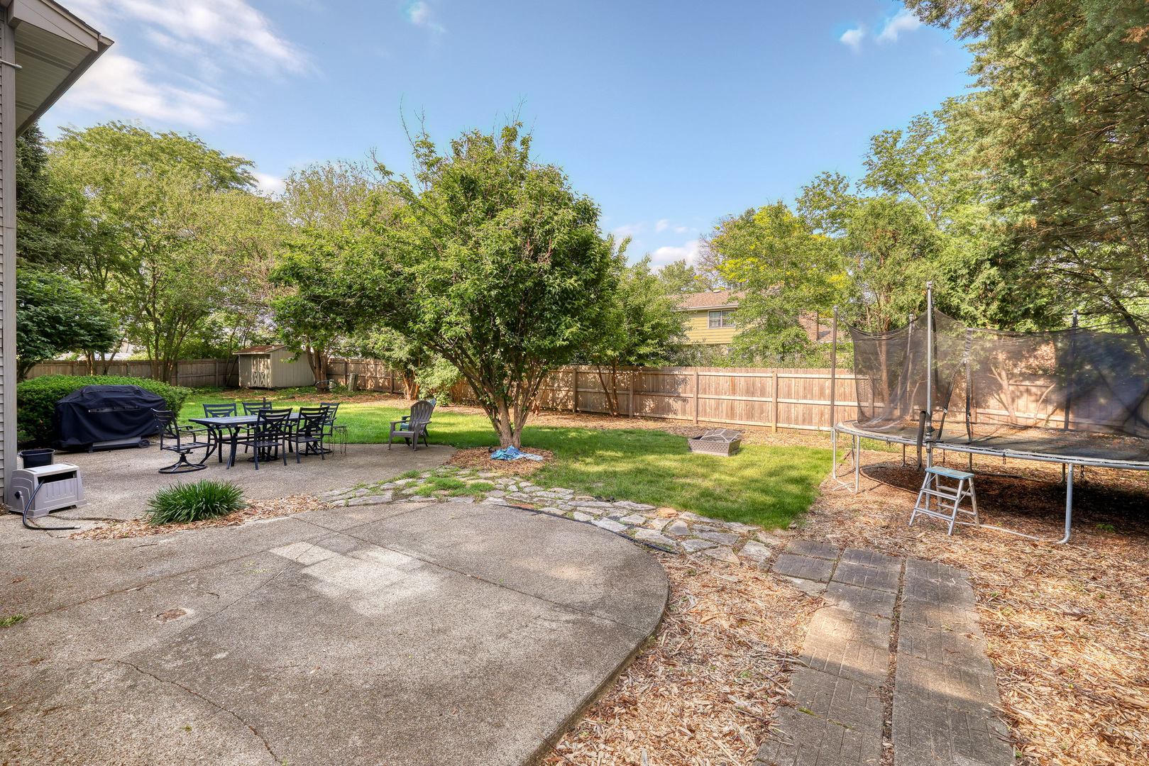 6S503 Bridlespur Drive