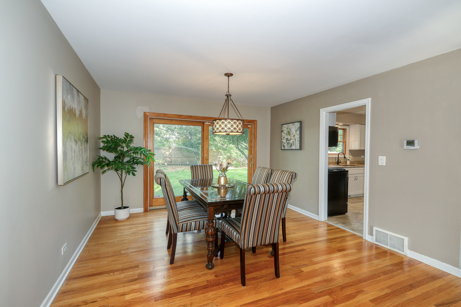 6S503 Bridlespur Drive