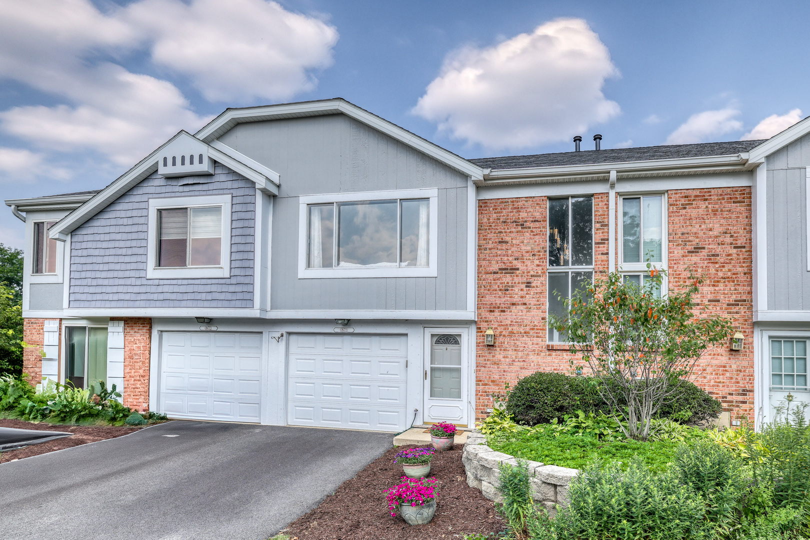 0n711 Bedford Lane