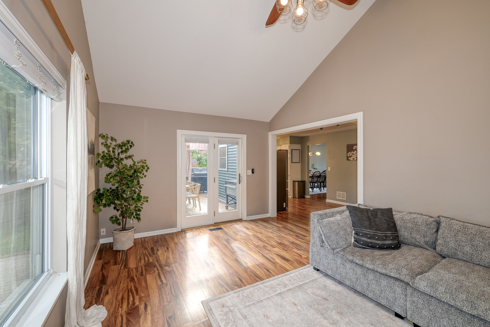 662 Nichole Lane