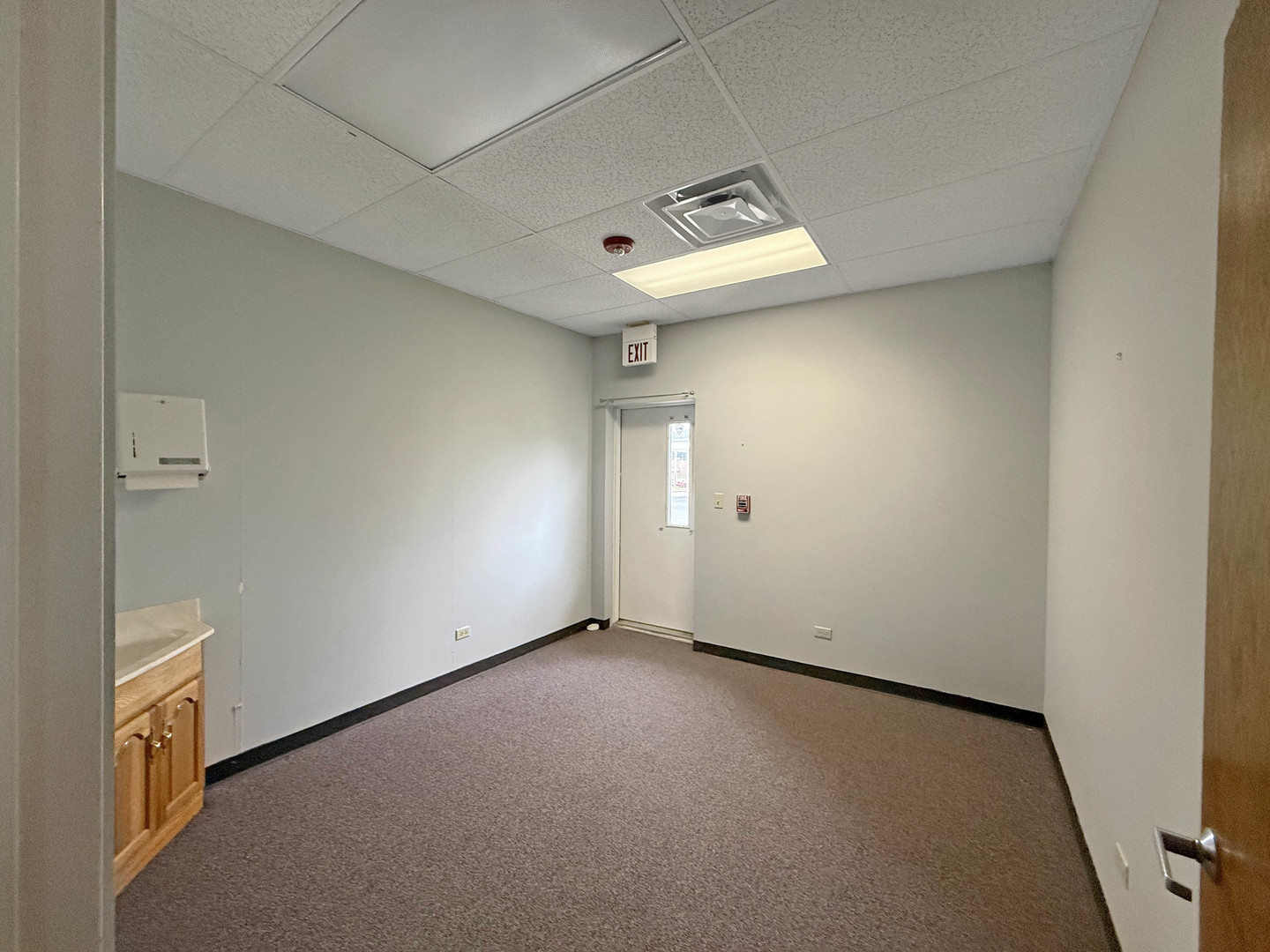 6321 Fairview Avenue Unit: B