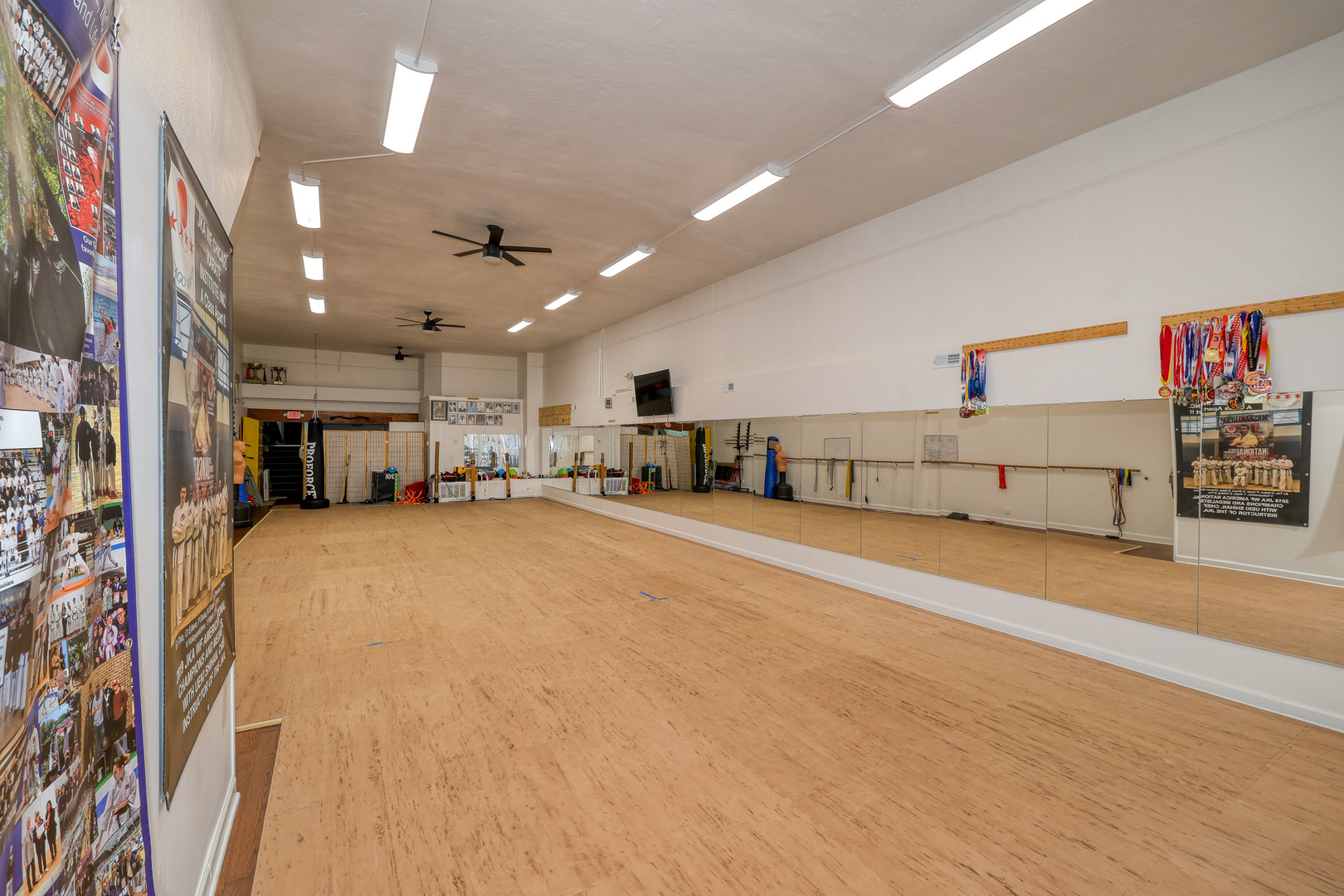 60 S Broadway Avenue