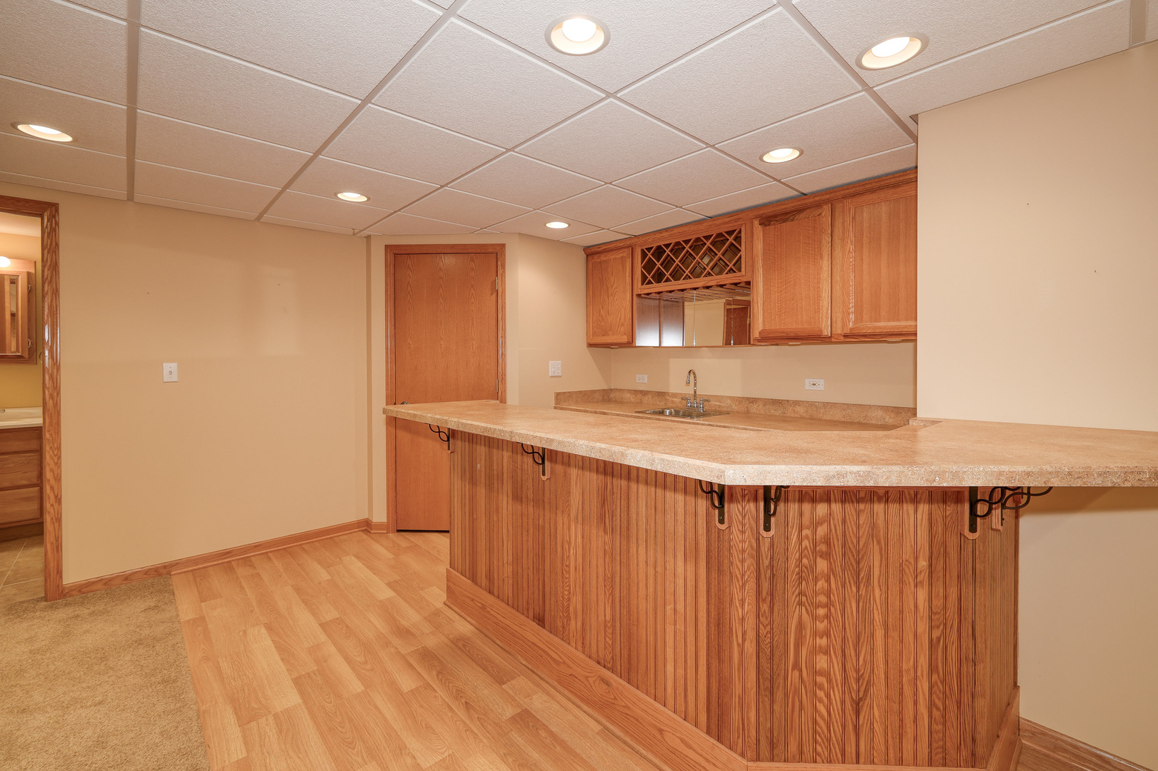 2S724 Oakwood Terrace