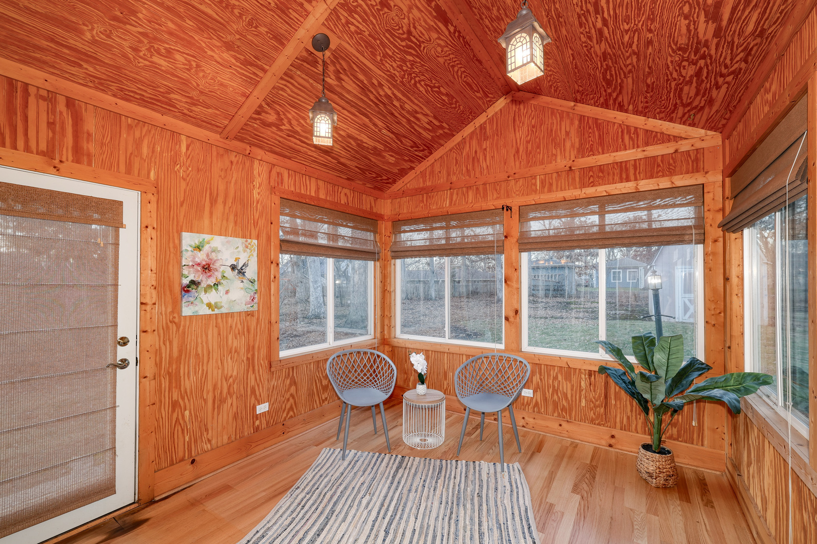 2S724 Oakwood Terrace