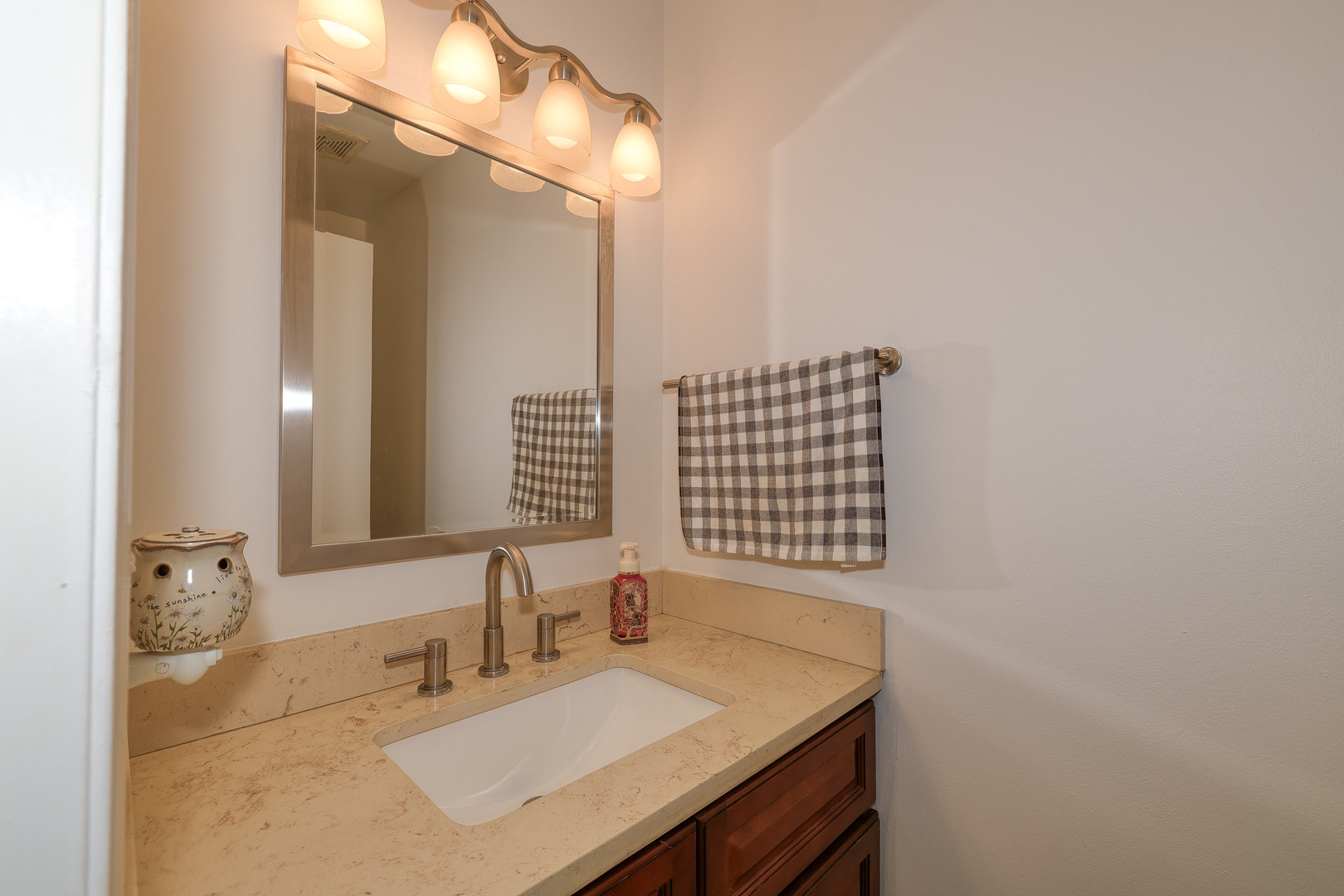 820 N 1st Street Unit: 820