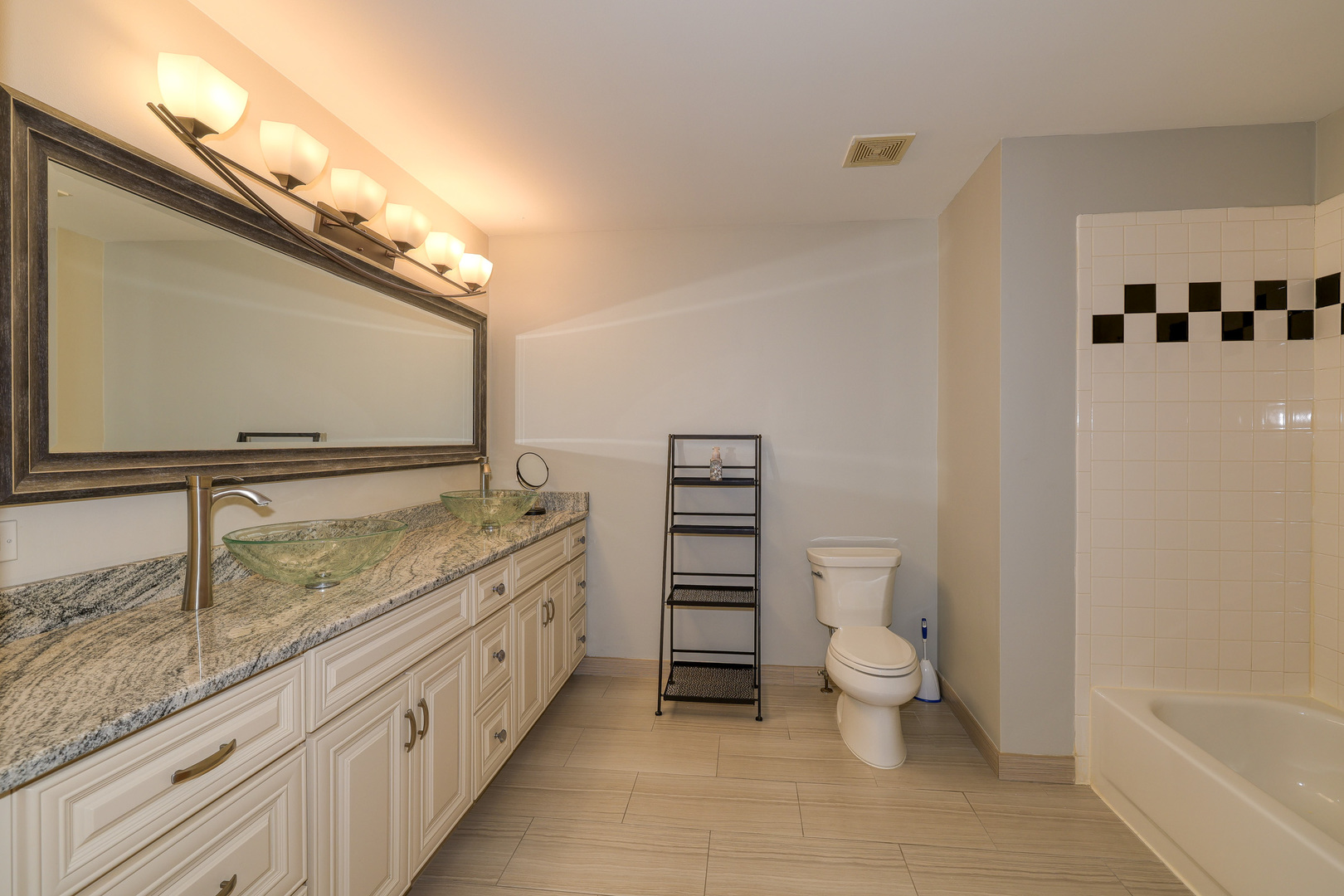 820 N 1st Street Unit: 820