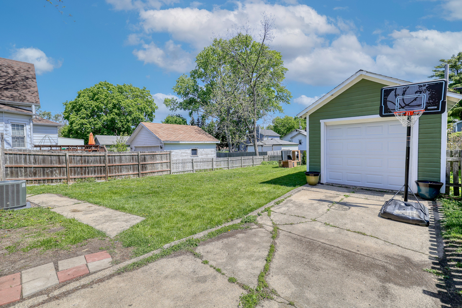 318 S 11th Avenue