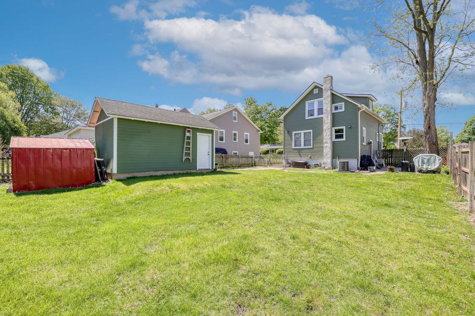 318 S 11th Avenue