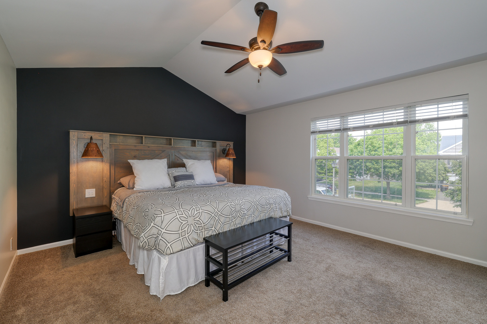 11815 Niagra Lane