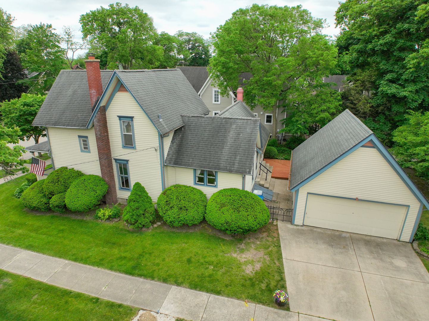 220 N 5th Street