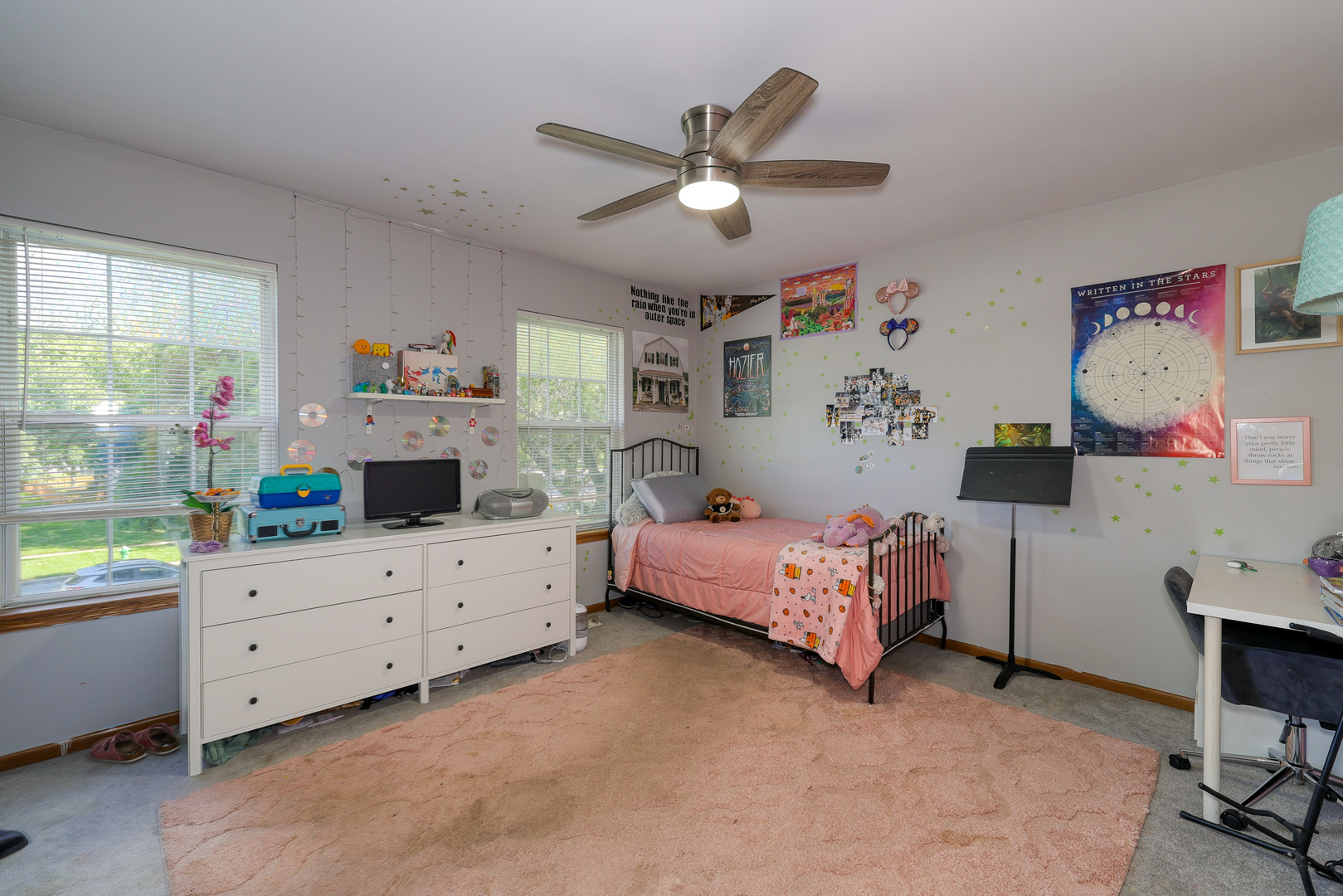 1471 Holbrook Lane