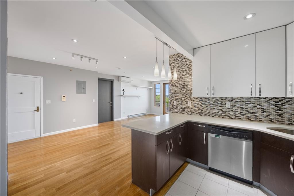 2424 Ocean Avenue 6B