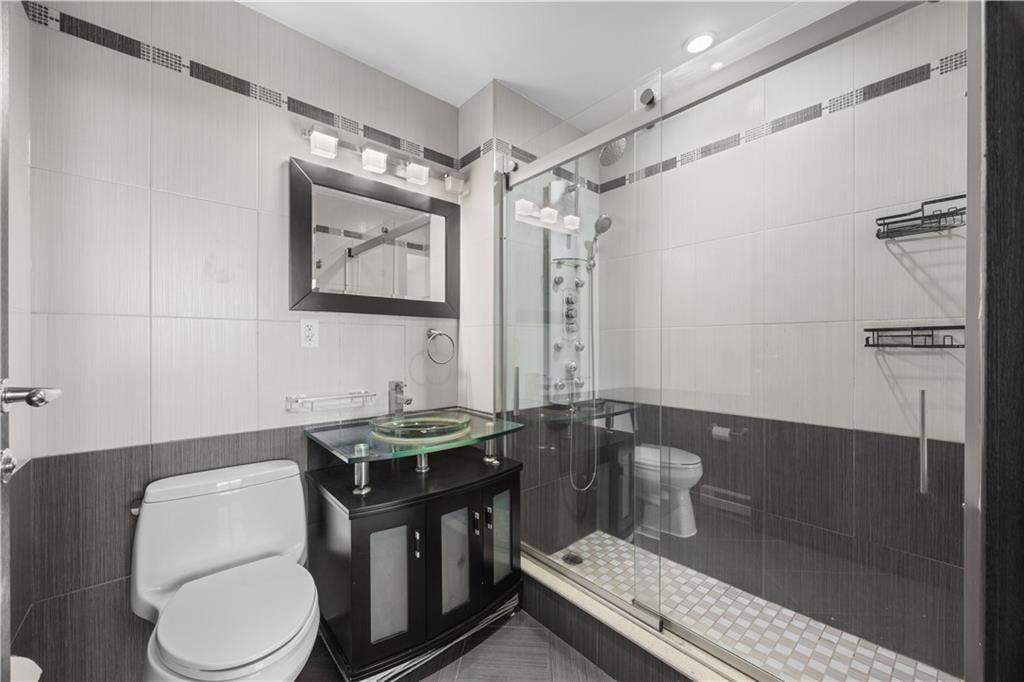 2424 Ocean Avenue 6B
