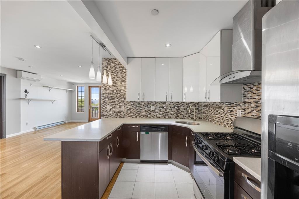 2424 Ocean Avenue 6B