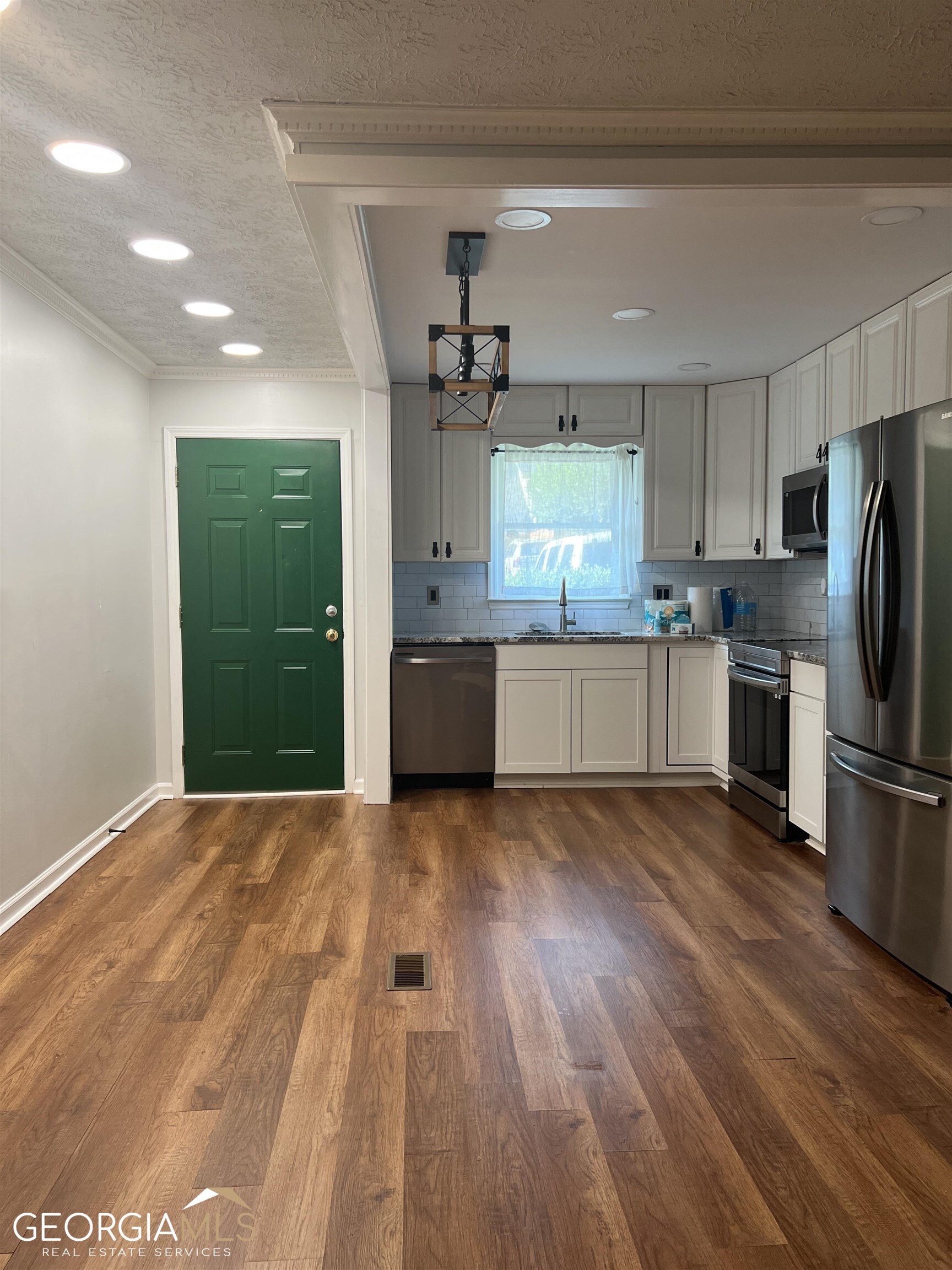 595 Macon Highway # 12