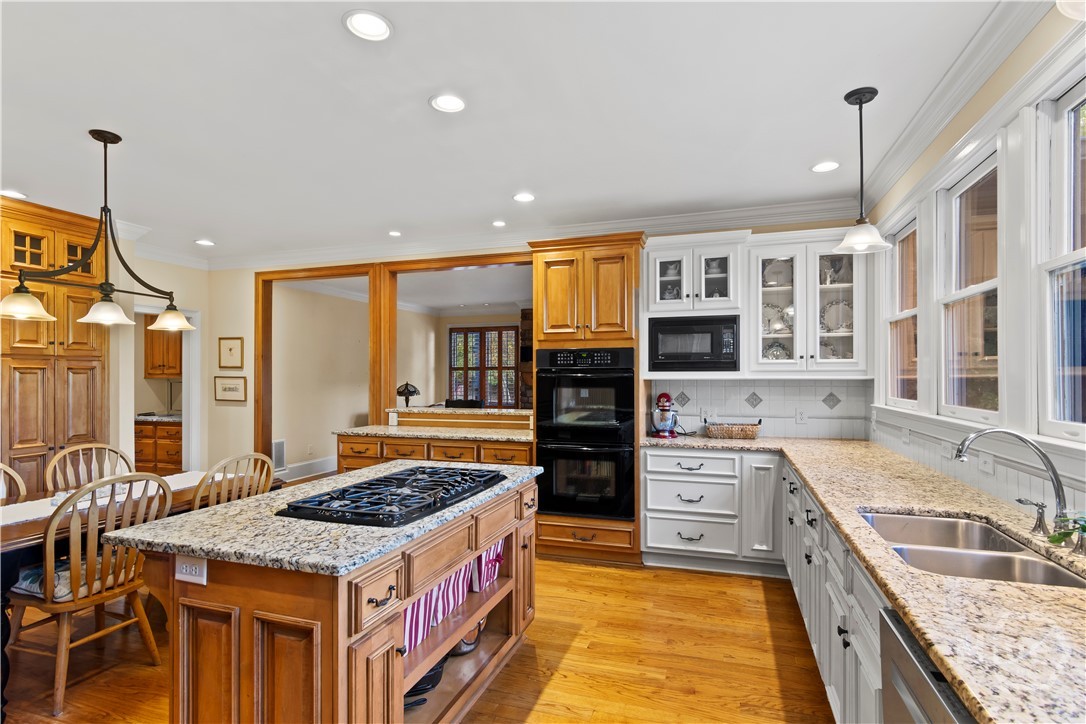 1070 Riverwalk Pointe Road