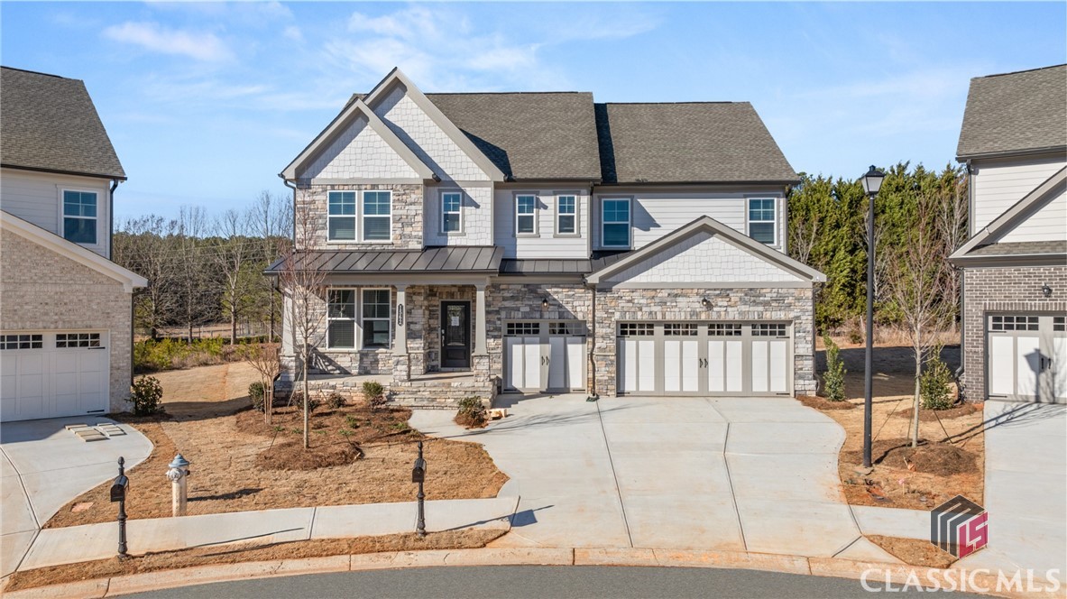 1562 Longleaf Court