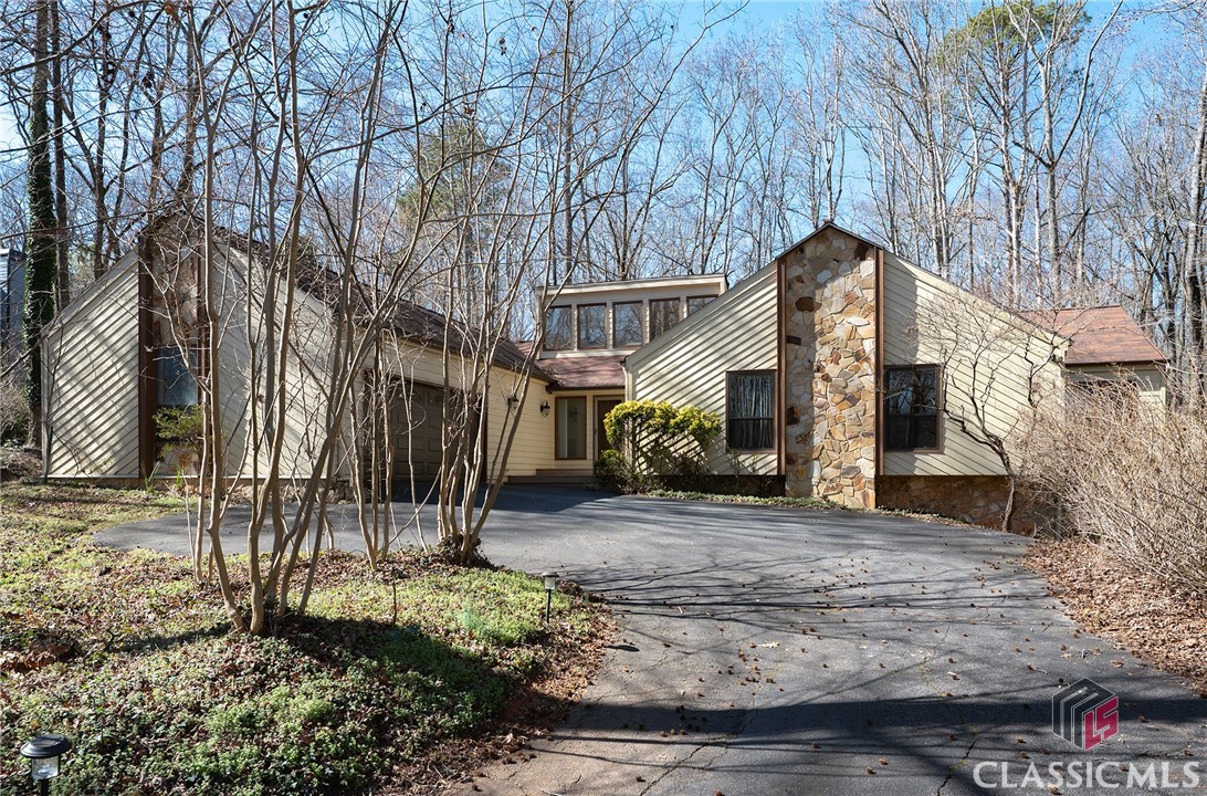 125 Deertree Drive