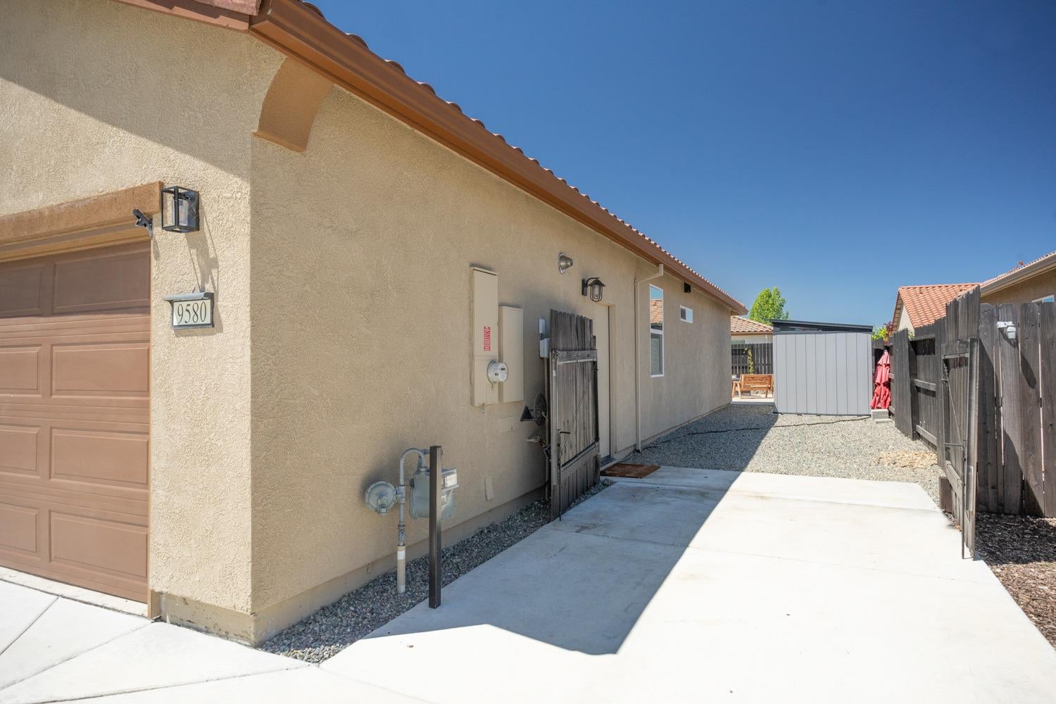 9580 Poplar Way