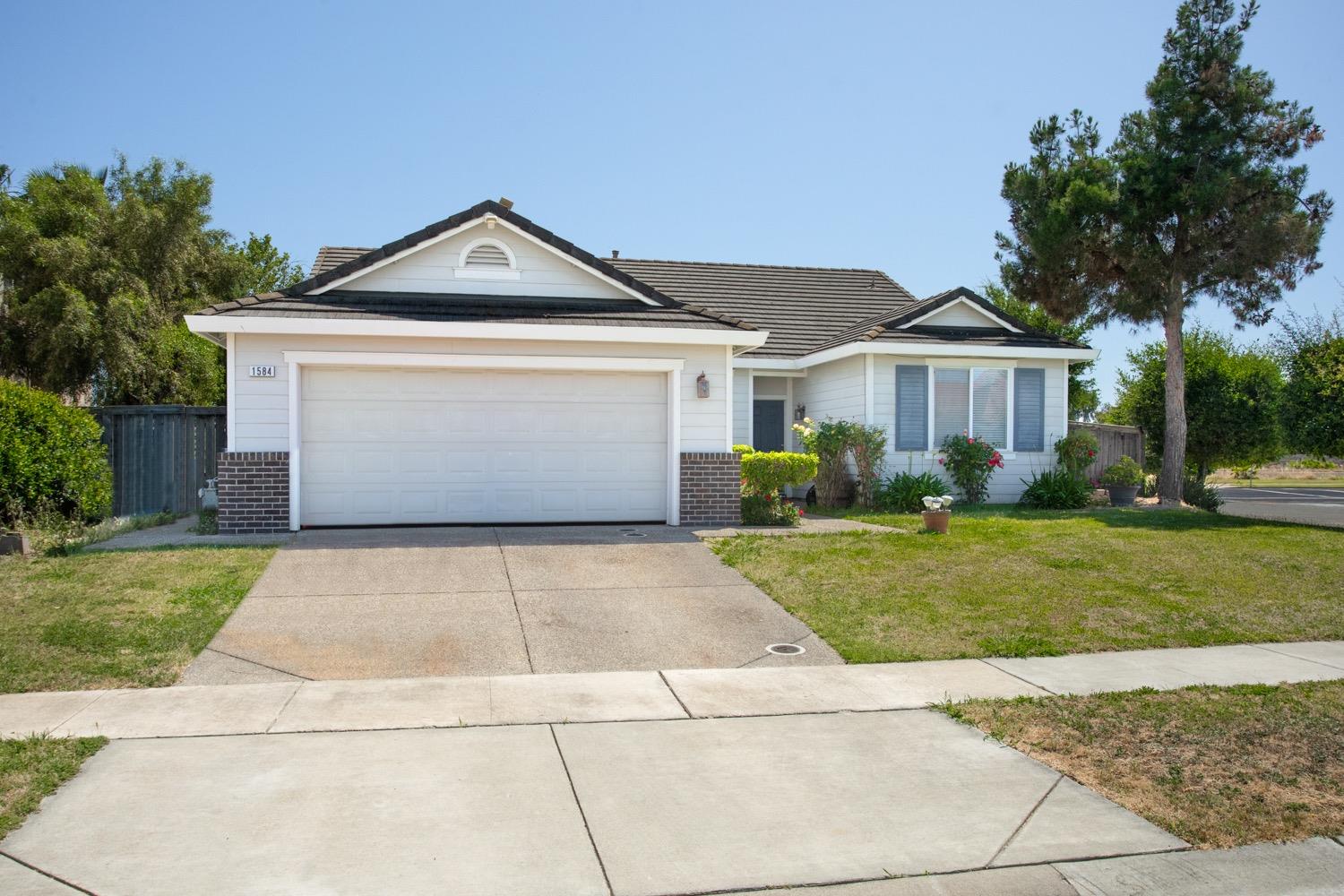 1584 Tadpole Way